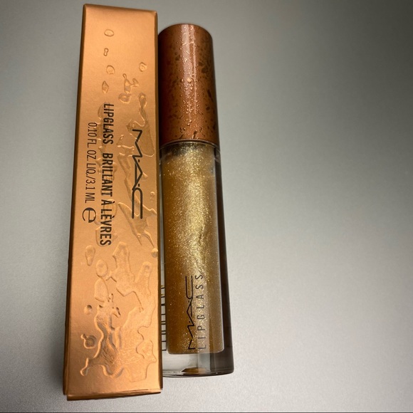 MAC “Out Of This Pearl” Lipglass - Picture 6 of 7